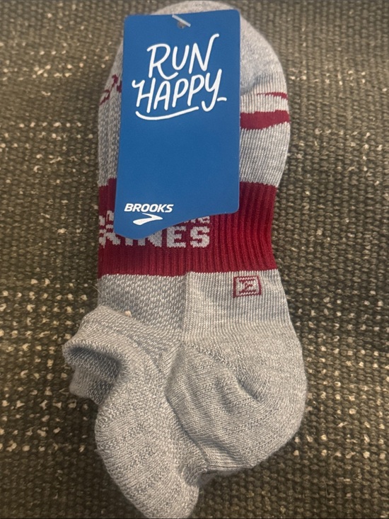 Brooks Other - Brooks Gray & Red Low-Cut Athletic Socks